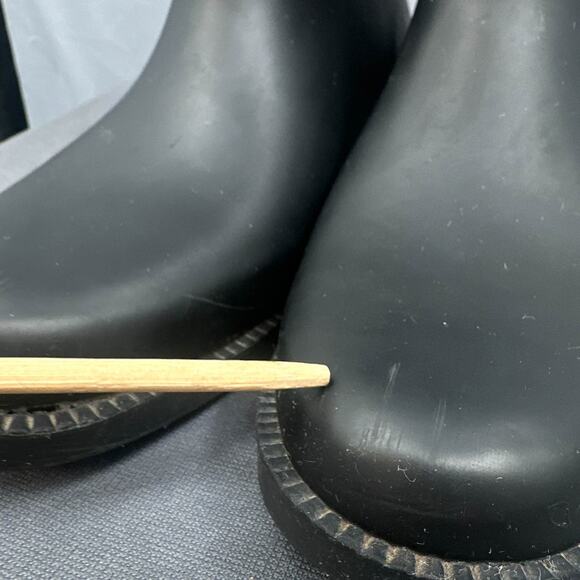 Guess Rain Boots & Quilted Black Gold Trim Tall Outdoorsy Riding Western Preppy - Picture 15 of 16